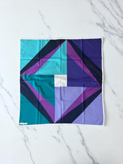 Foulard vintage violet et vert motifs géométriques Levuardi