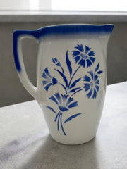 Grand pichet bleu et blanc faïence Boch Frères
