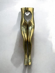 Casse noix laiton jambes