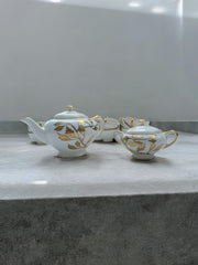 Service à café végétal doré et assiettes à dessert - 35 pièces