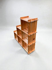 Bibliothèque escalier maison Regain en pin