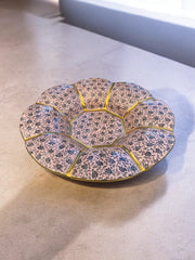 Grand plat fleurs roses en faïence Boch Frères