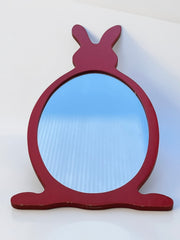 Miroir lapin en bois peint rouge
