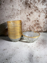 12 coupelles en verre bord doré et un plus grand
