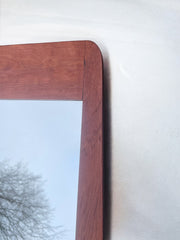 Miroir en teck danois de forme libre années 60