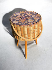 Travailleuse tripode années 60