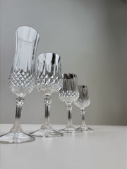 Ensemble de 48 verres en cristal