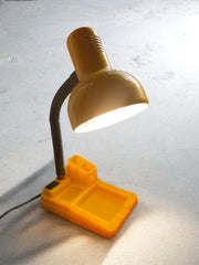 Lampe de bureau jaune organisateur