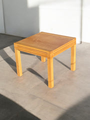 Table basse dans le goût de la coffee table Hexa Vuarnesson