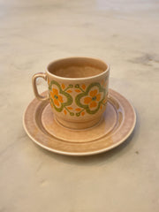 6 tasses et sous-tasse motif rétro