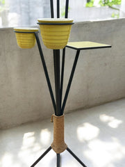 Lampe vintage tripode années 50 laiton et metal noir abats jours soie