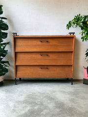 Armoire à chaussures