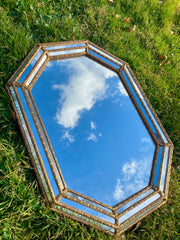 Sublime miroir à parcloses encadrement doré à la feuille attribué à LaBarge, 1970