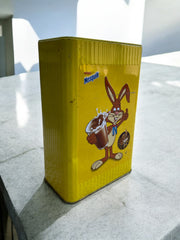 Ancienne et grande boite Nesquik en métal
