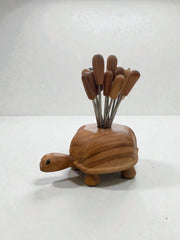 Piques apéros sur support tortue en bois