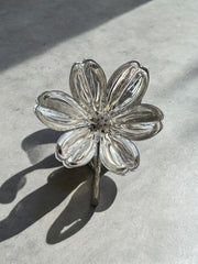 Cendrier/objet déco fleur argentée de grande taille