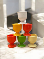 6 coquetiers colorés en plastique DBP Antwerp