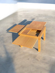 Table basse dans le goût de la coffee table Hexa Vuarnesson