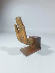 Serres livres mains Bouddha