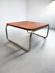 Table basse en teck goût Bauhaus