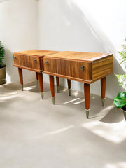 Paire de tables de nuit vintage