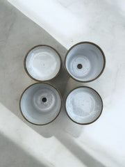 Petits cache-pot motif botanique en grès