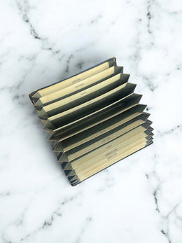 Ancien cahier mois par mois