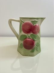 Beau grand pichet barbotine fin XIX eme motif fruits