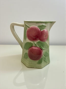 Beau grand pichet barbotine fin XIX eme motif fruits