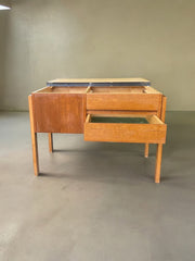 Petit meuble d’appoint scandinave