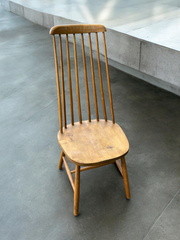 Chaise en bois scandinave