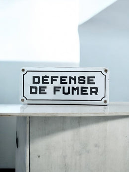 Plaque émaillée défense de fumer