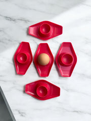 5 coquetiers rouge en plastique DBP Antwerp