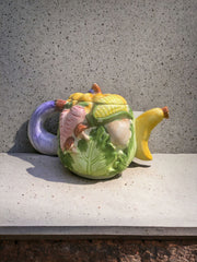 Cruche/théière en barbotine