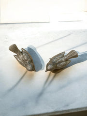 Petit couple d’oiseau métal chromé