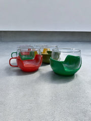 Six tasses colorées de style Melitta