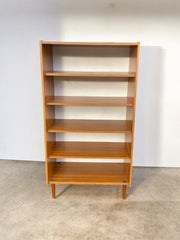 Bibliothèque vintage années soixante