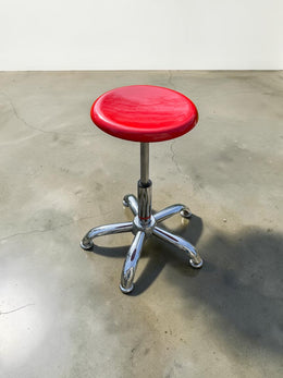 Ancien tabouret d’artiste assise rouge