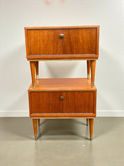 Paire de tables de chevet vintage