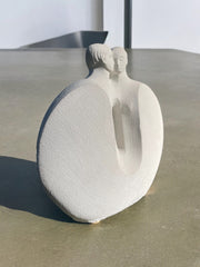 Marbell Belgique Statue en pierre couple homme et femme