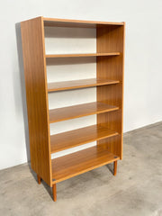 Bibliothèque vintage années soixante