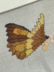 Grand cadre doré papillons