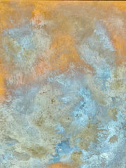 Tables gigognes en laiton et verre eglomisé