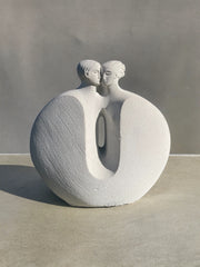 Marbell Belgique Statue en pierre couple homme et femme