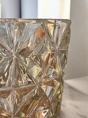 Vase en verre pressé motifs géométriques en relief 1960