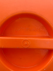 Grande boite de rangement triangulaire orange vintage Tupperware