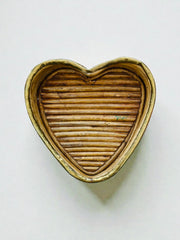 Vide poche ou panier en rotin et laiton cœur goût Gabriella Crespi