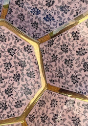 Grand plat fleurs roses en faïence Boch Frères