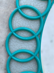 Miroir turquoise vintage en plastique